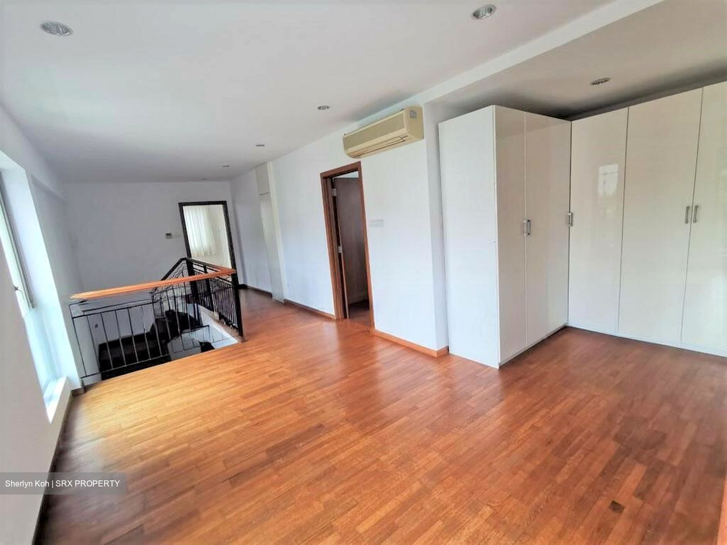 Duchess Avenue (D10), Detached #496306541